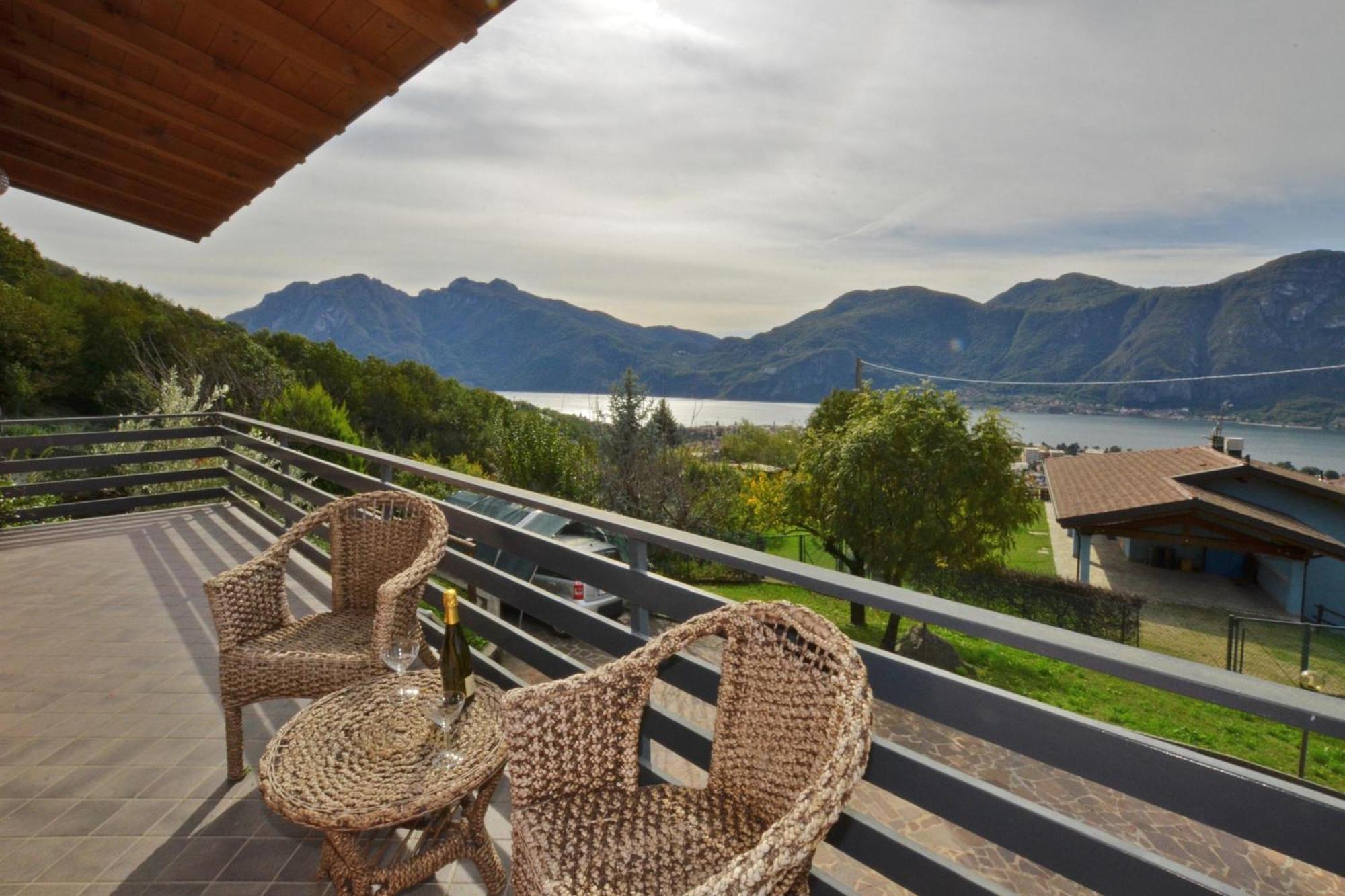 Casa Virginia Villa Mandello del Lario Bagian luar foto